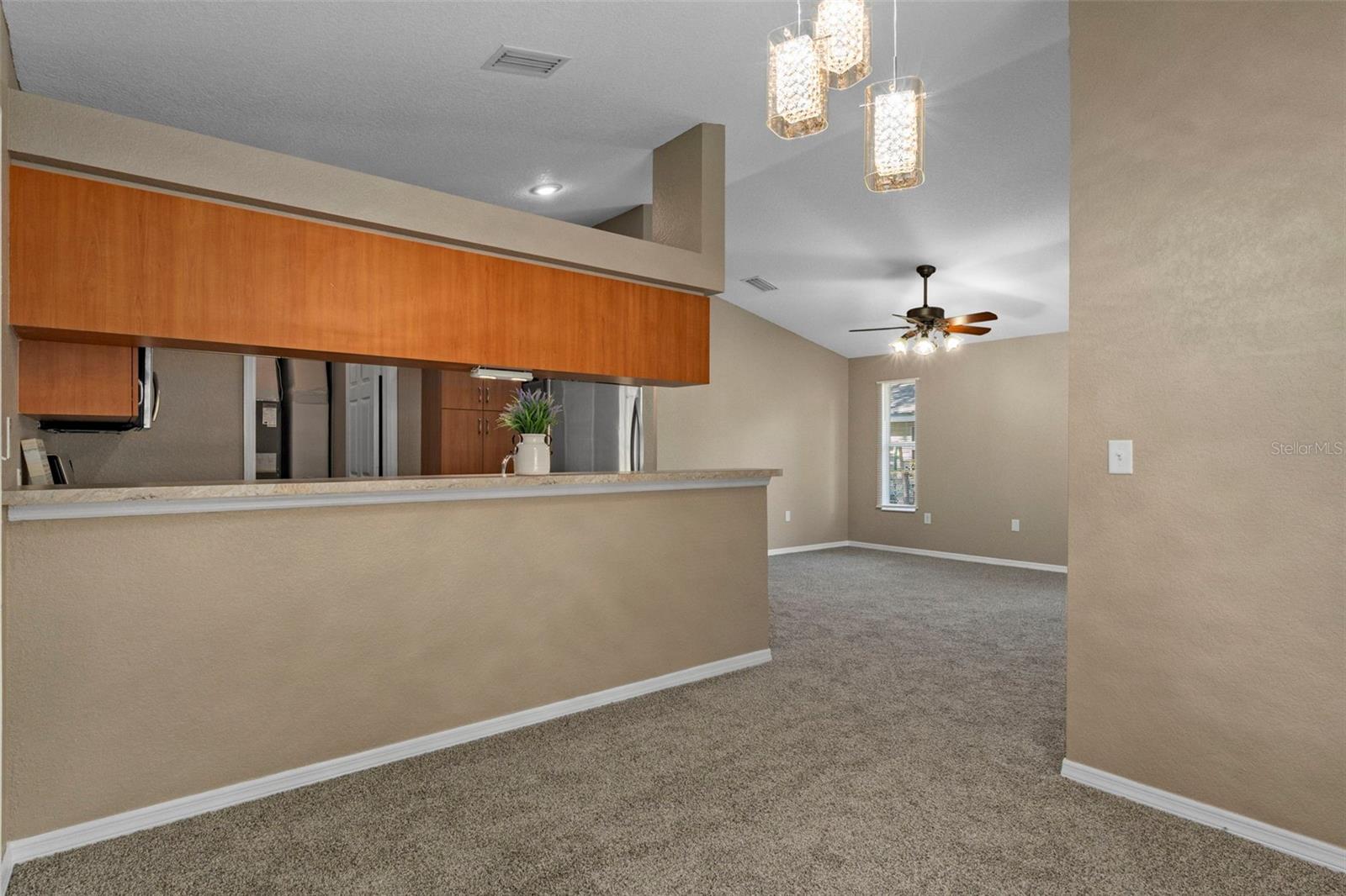 Image 16 of 39 For 2588 Cr 426e