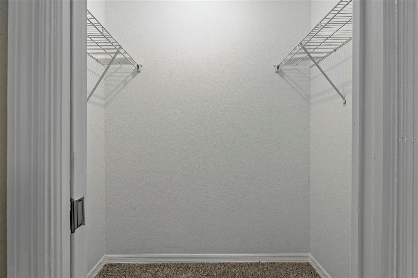 Image 22 of 39 For 2588 Cr 426e