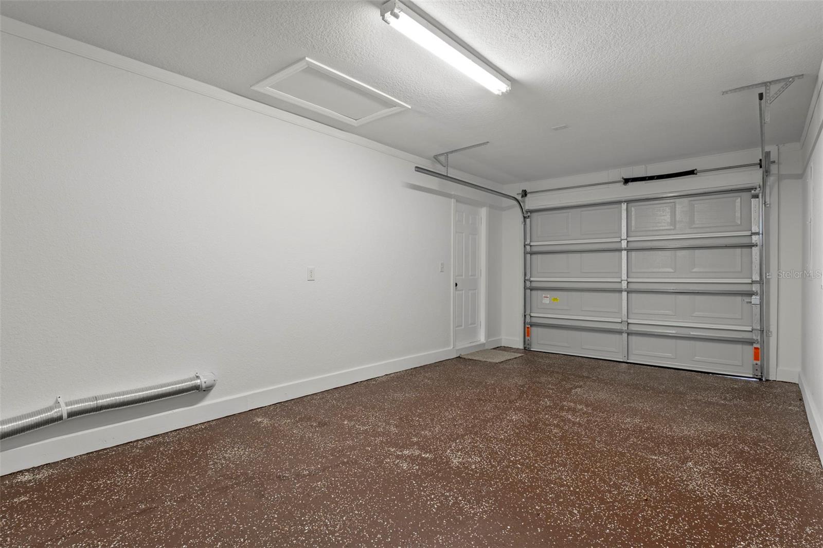 Image 29 of 39 For 2588 Cr 426e