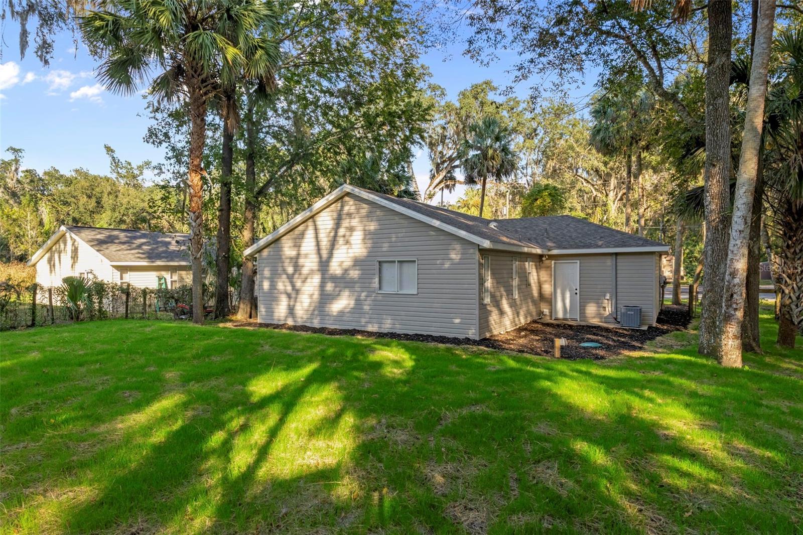 Image 32 of 39 For 2588 Cr 426e