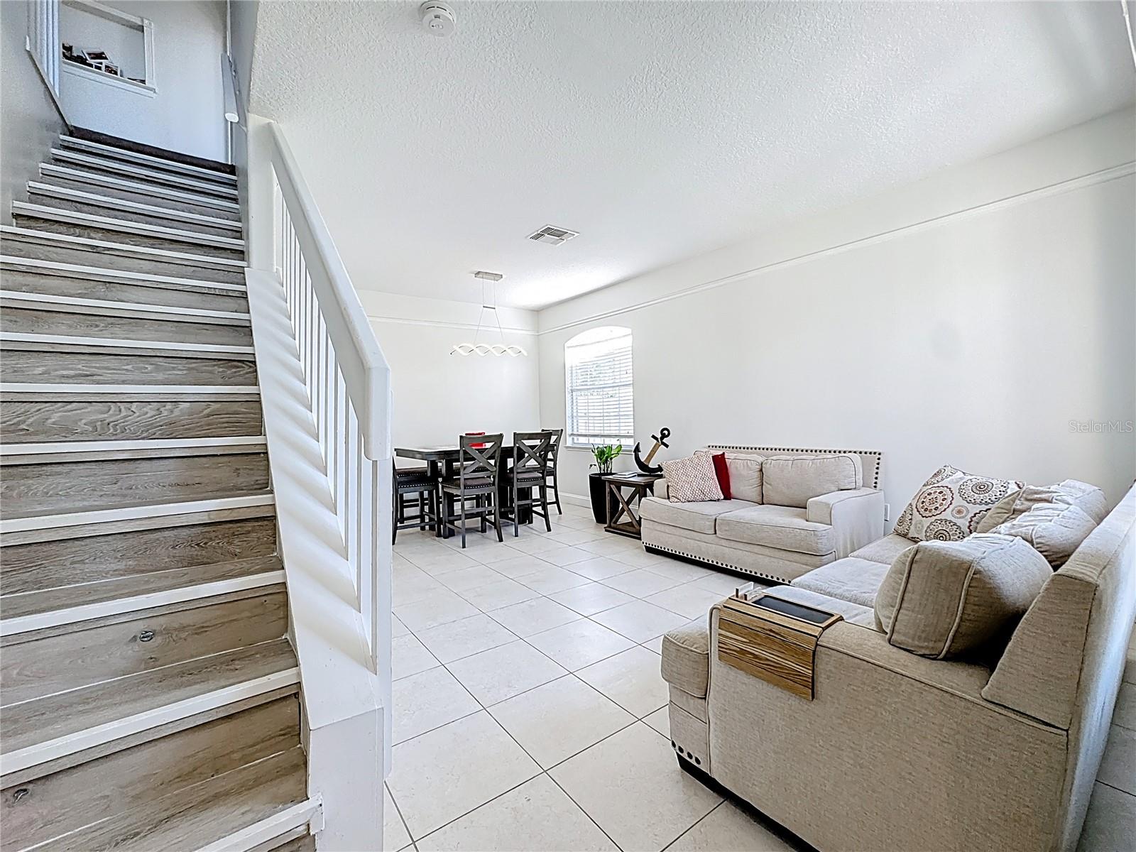 Image 10 of 42 For 1826 Meadow Pond Way