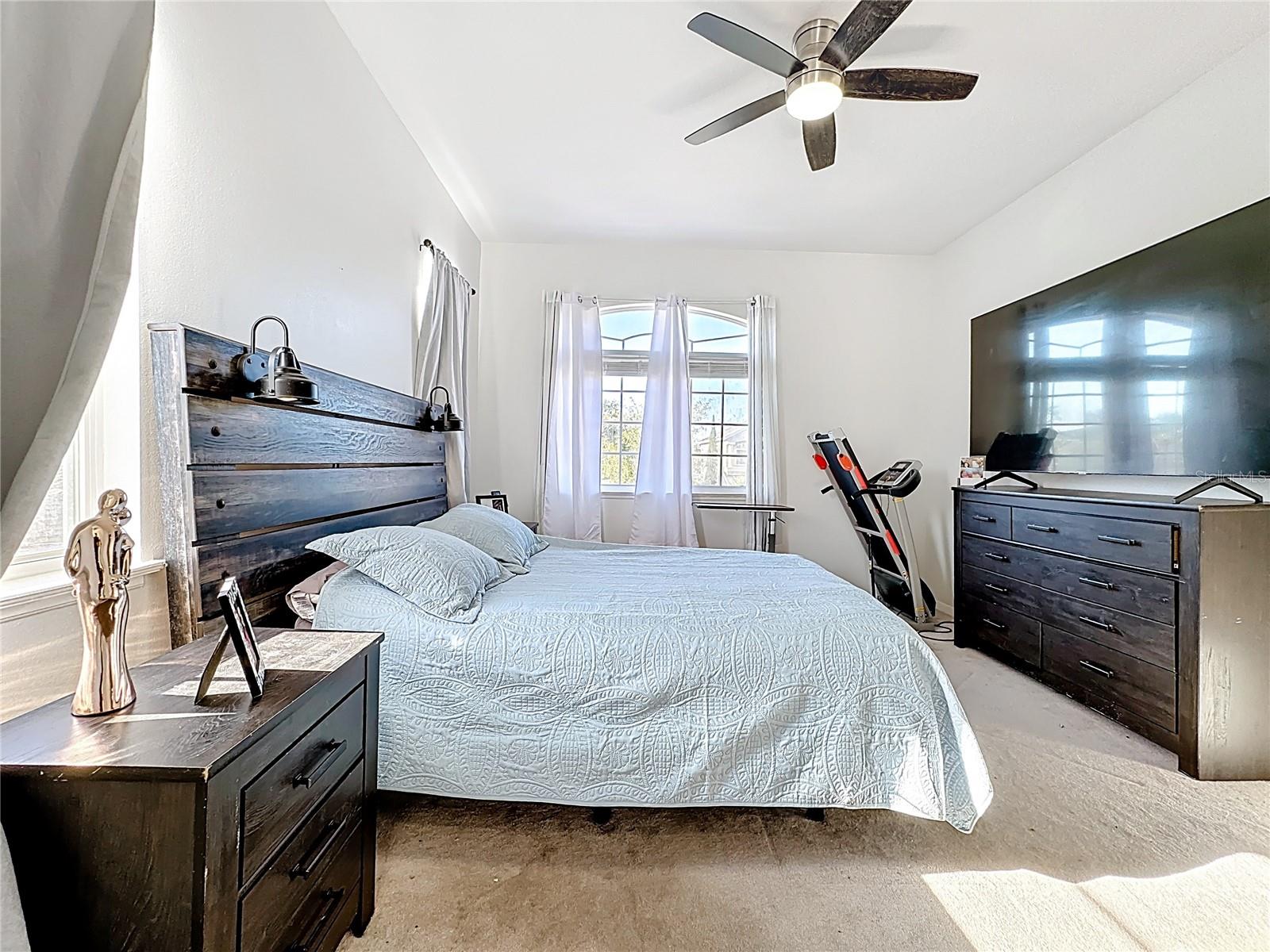 Image 23 of 42 For 1826 Meadow Pond Way