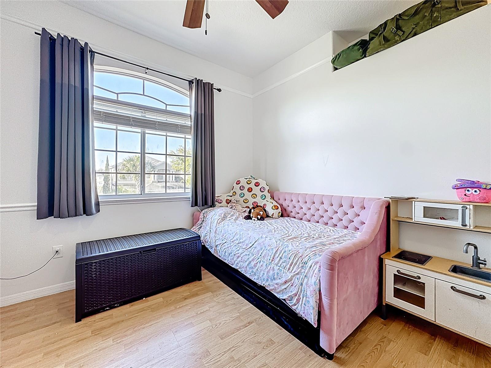 Image 35 of 42 For 1826 Meadow Pond Way