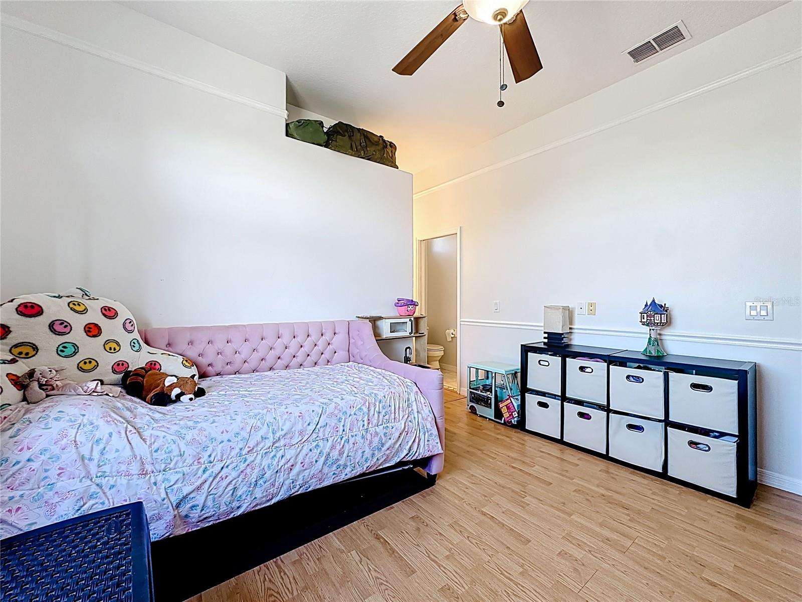 Image 37 of 42 For 1826 Meadow Pond Way