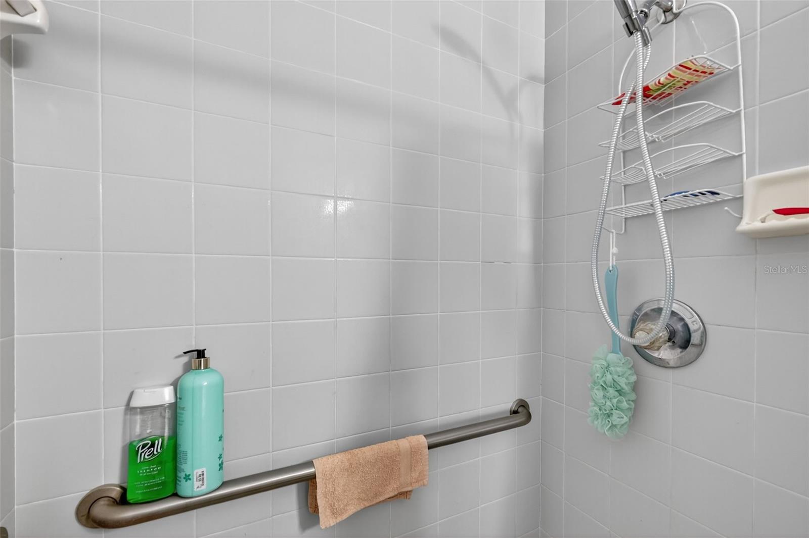 Image 16 of 27 For 1239 Padgett Circle