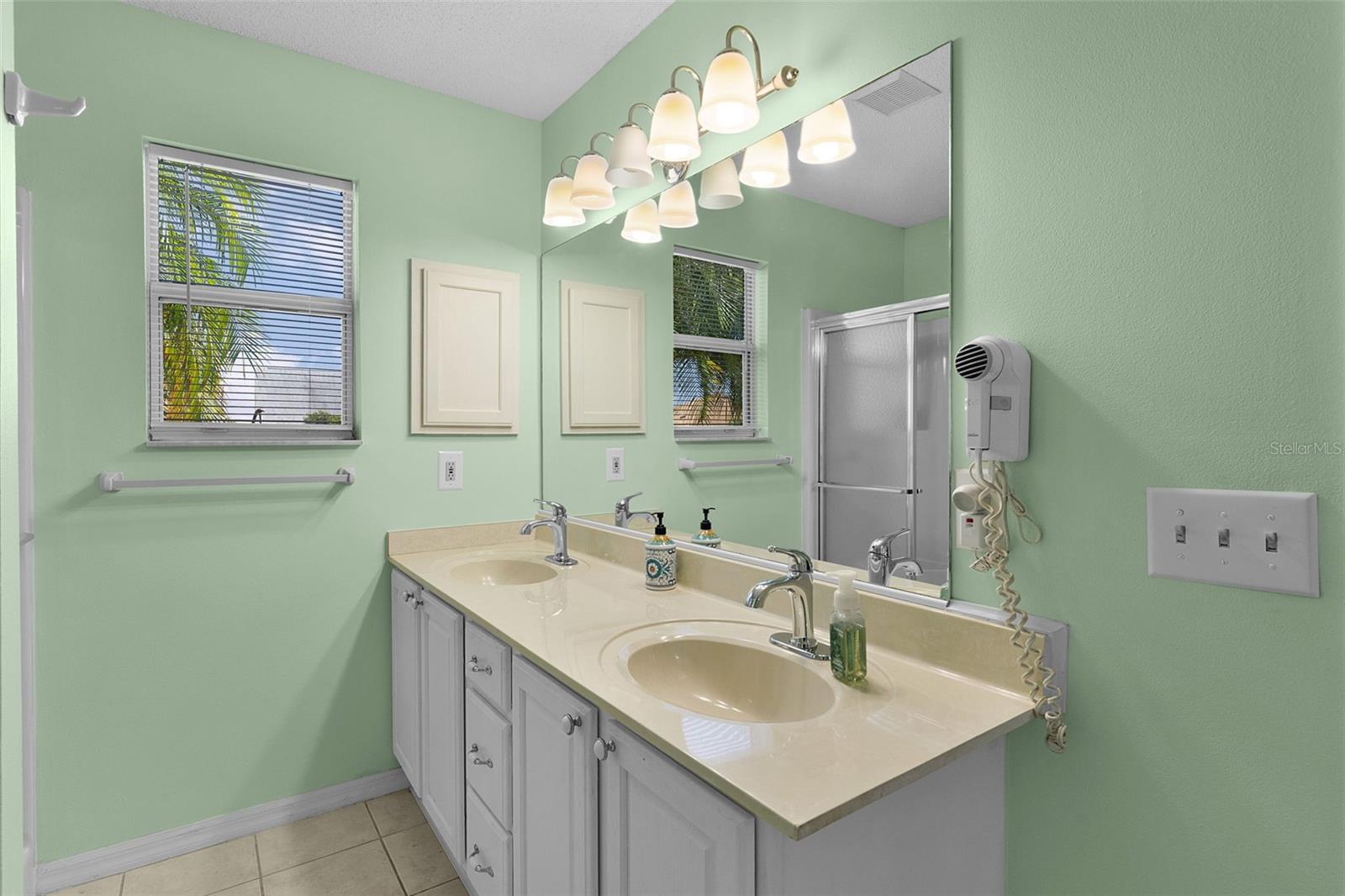 Image 24 of 37 For 2011 Castano Place