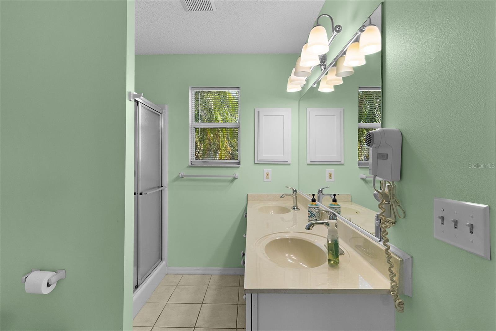 Image 25 of 37 For 2011 Castano Place