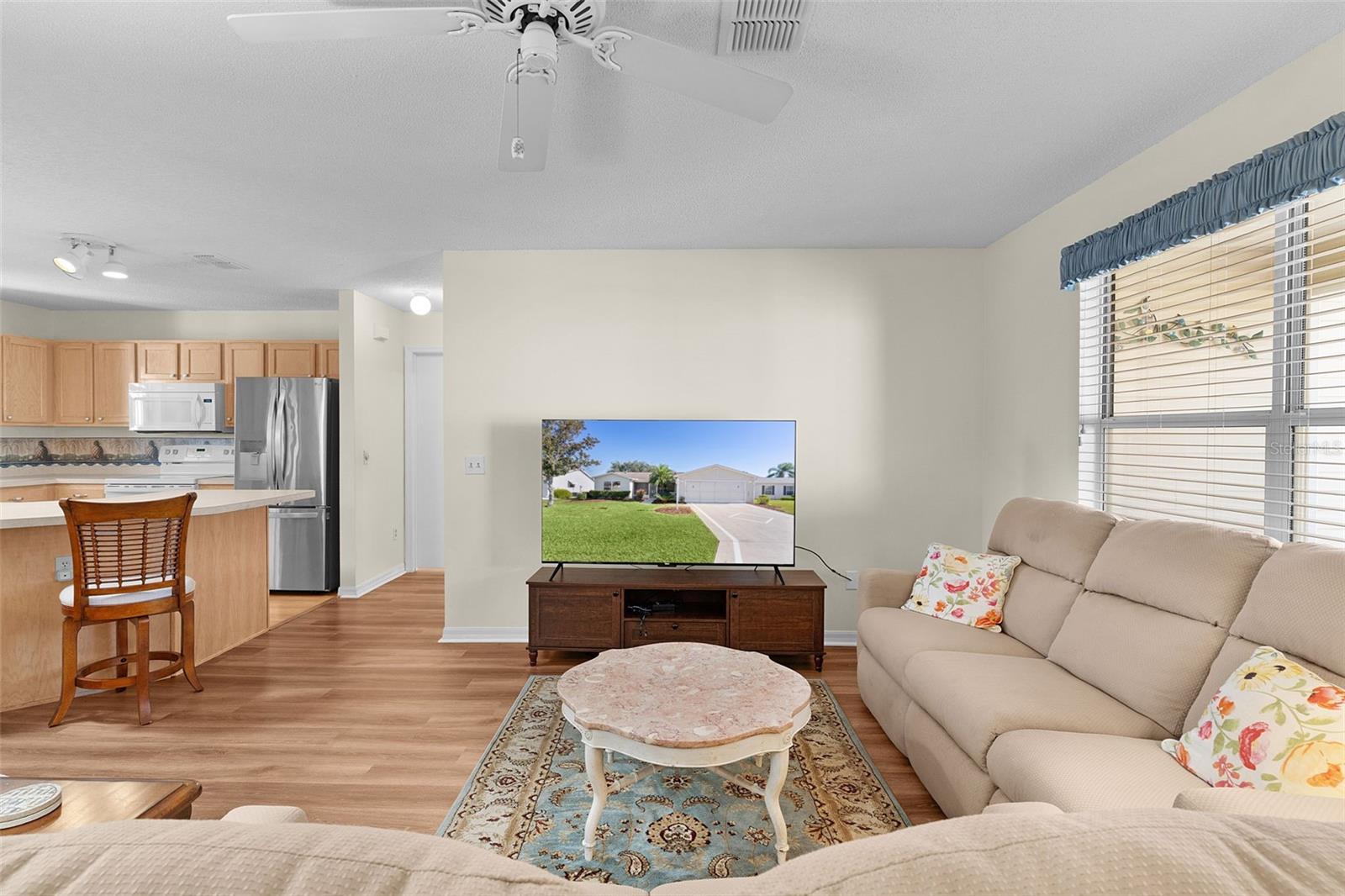 Image 9 of 37 For 2011 Castano Place