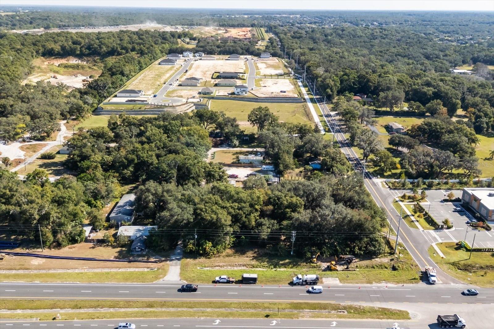 Image 15 of 36 For 2009 Robie Avenue