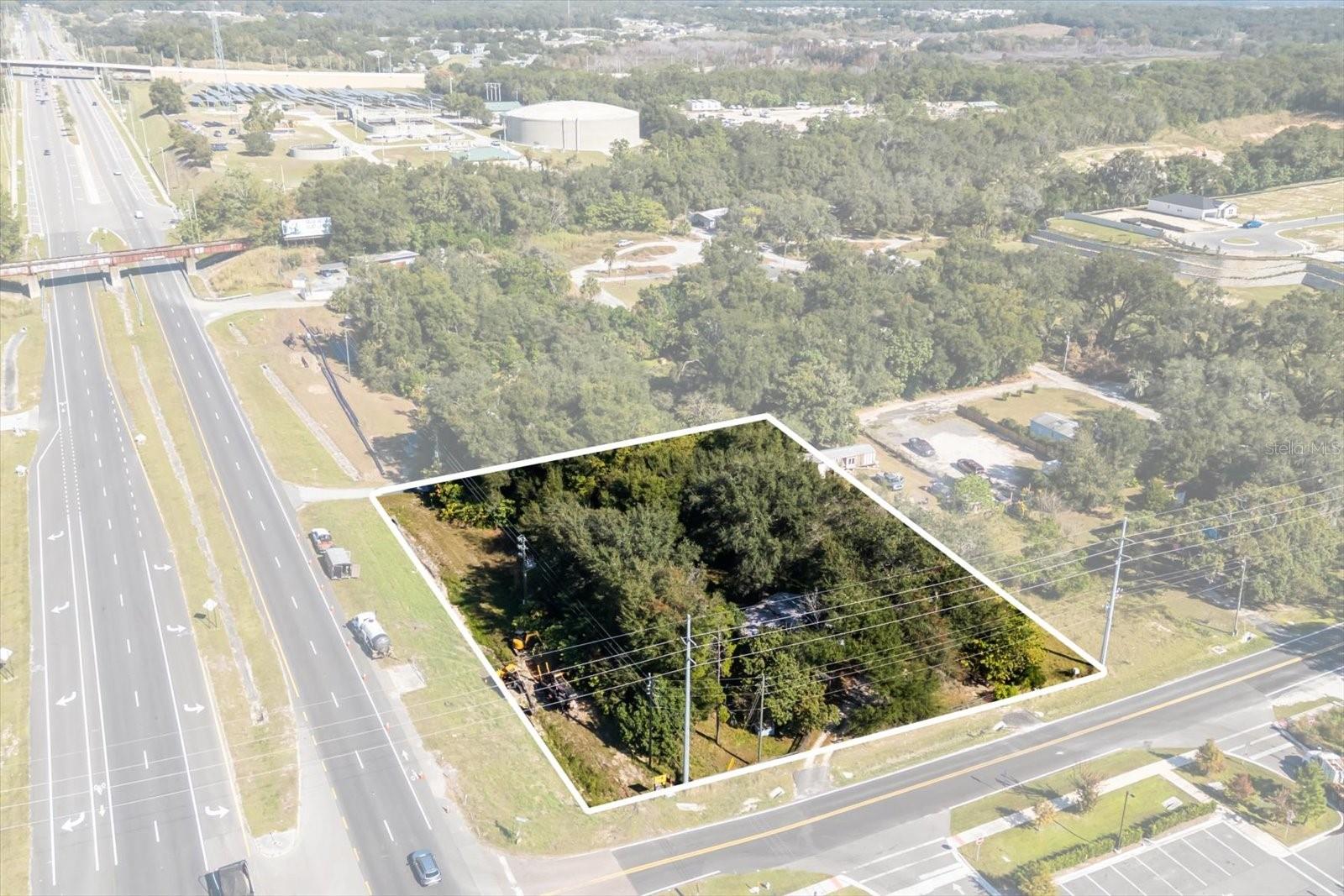 Image 3 of 36 For 2009 Robie Avenue