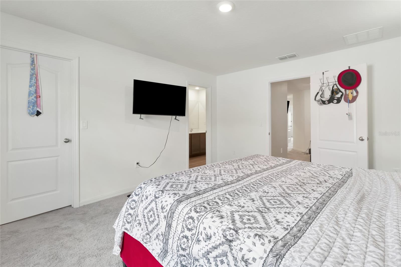 Image 8 of 28 For 1691 Wynford Circle