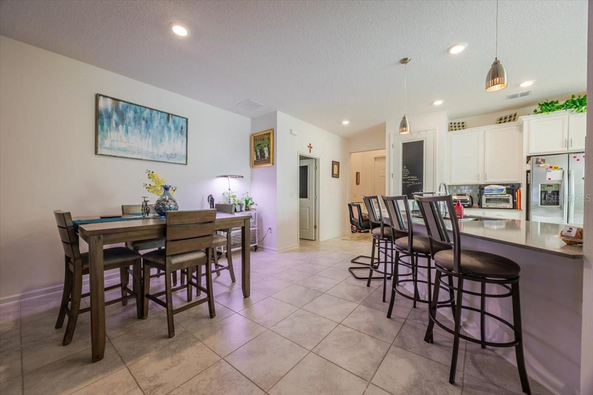 Image 11 of 26 For 969 Laurel View Way