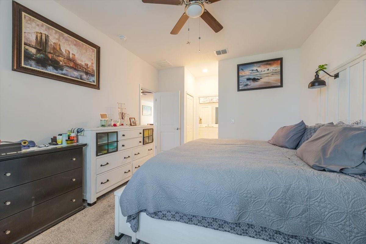 Image 20 of 26 For 969 Laurel View Way