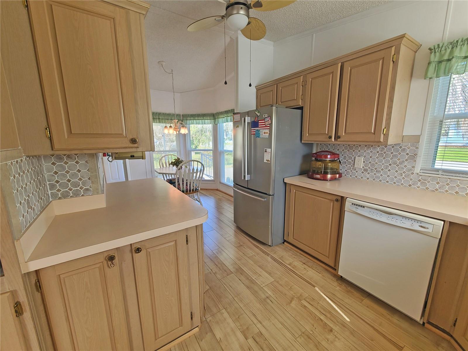 Image 10 of 30 For 5438 Heritage Boulevard