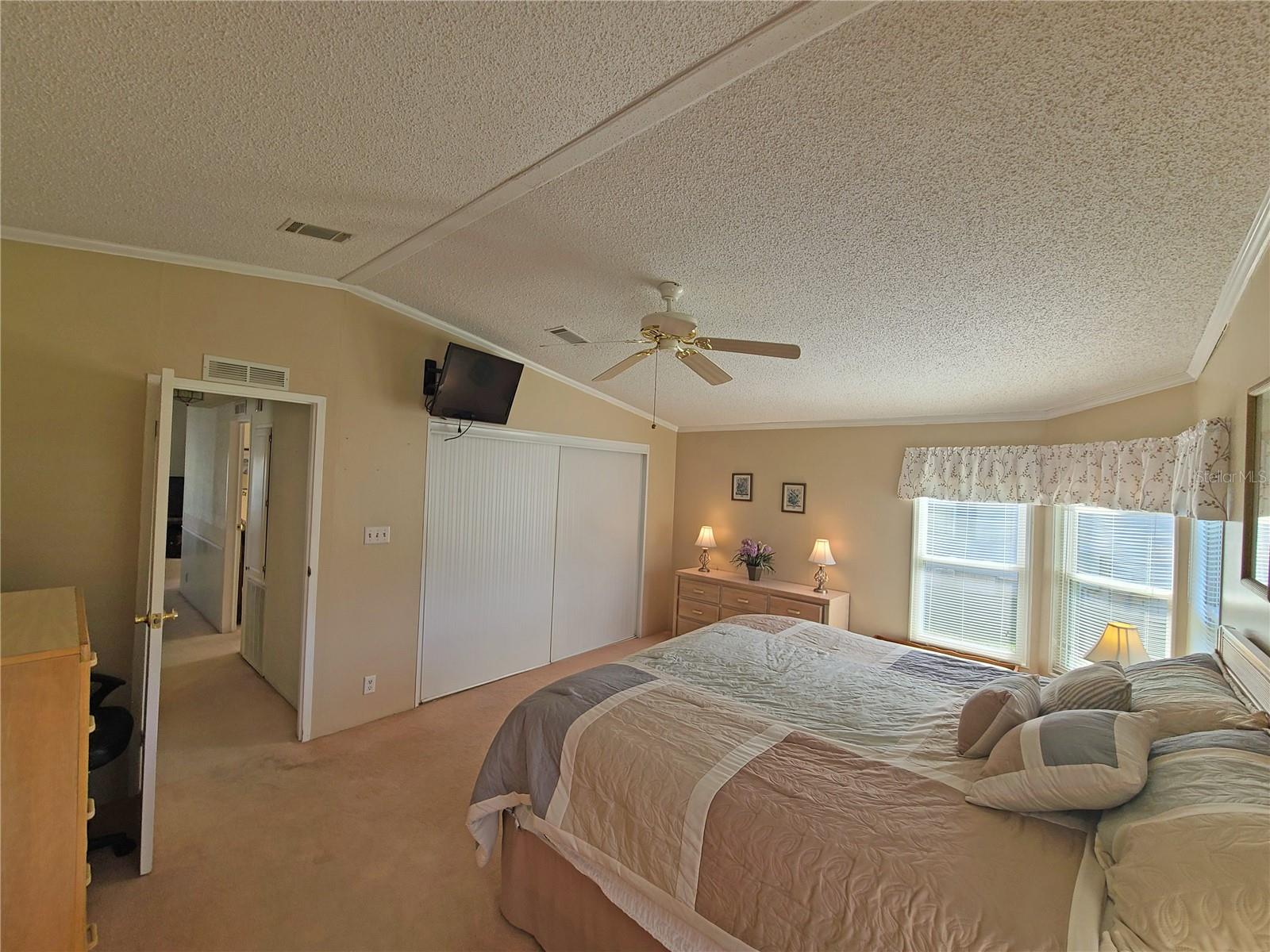 Image 16 of 30 For 5438 Heritage Boulevard