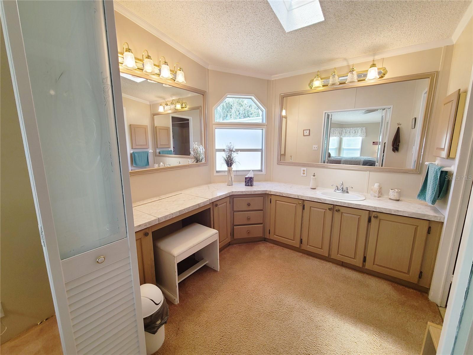 Image 19 of 30 For 5438 Heritage Boulevard