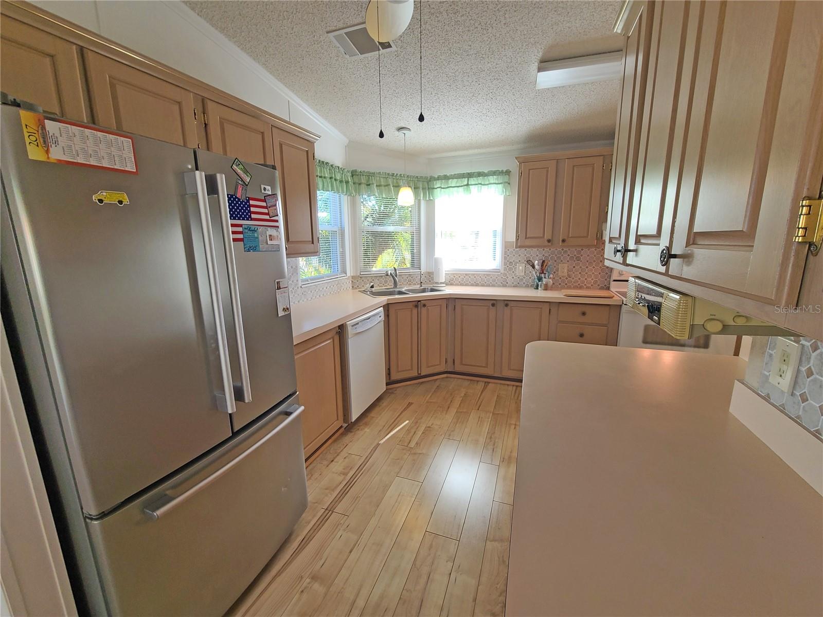 Image 7 of 30 For 5438 Heritage Boulevard