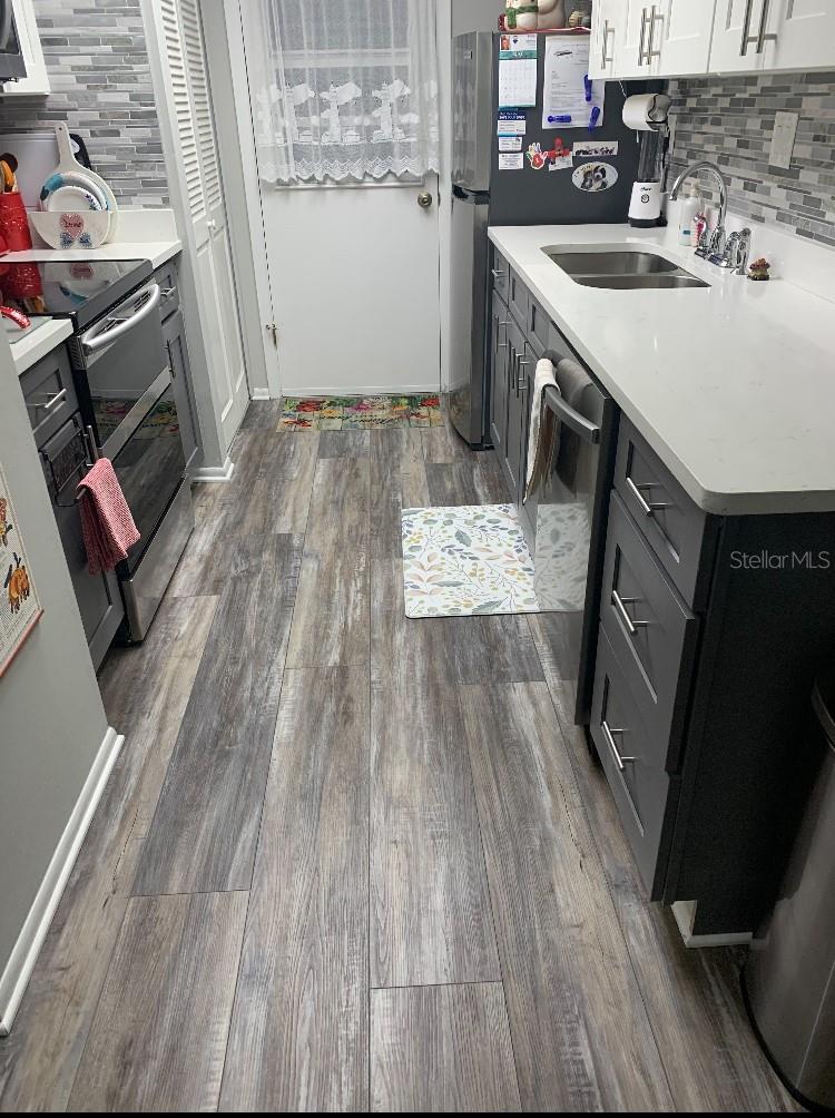 Image 14 of 30 For 1609 Whitebridge Drive C