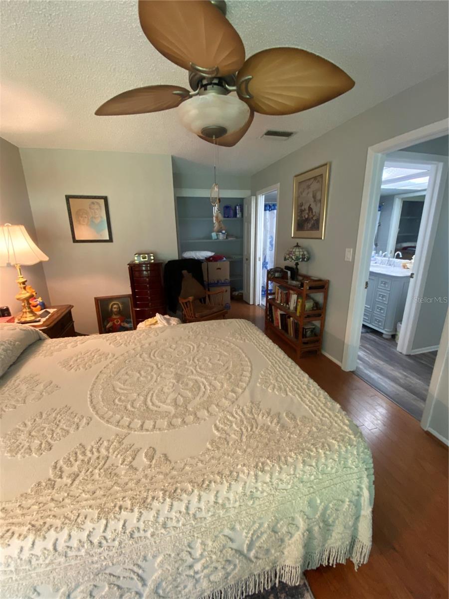 Image 21 of 30 For 1609 Whitebridge Drive C