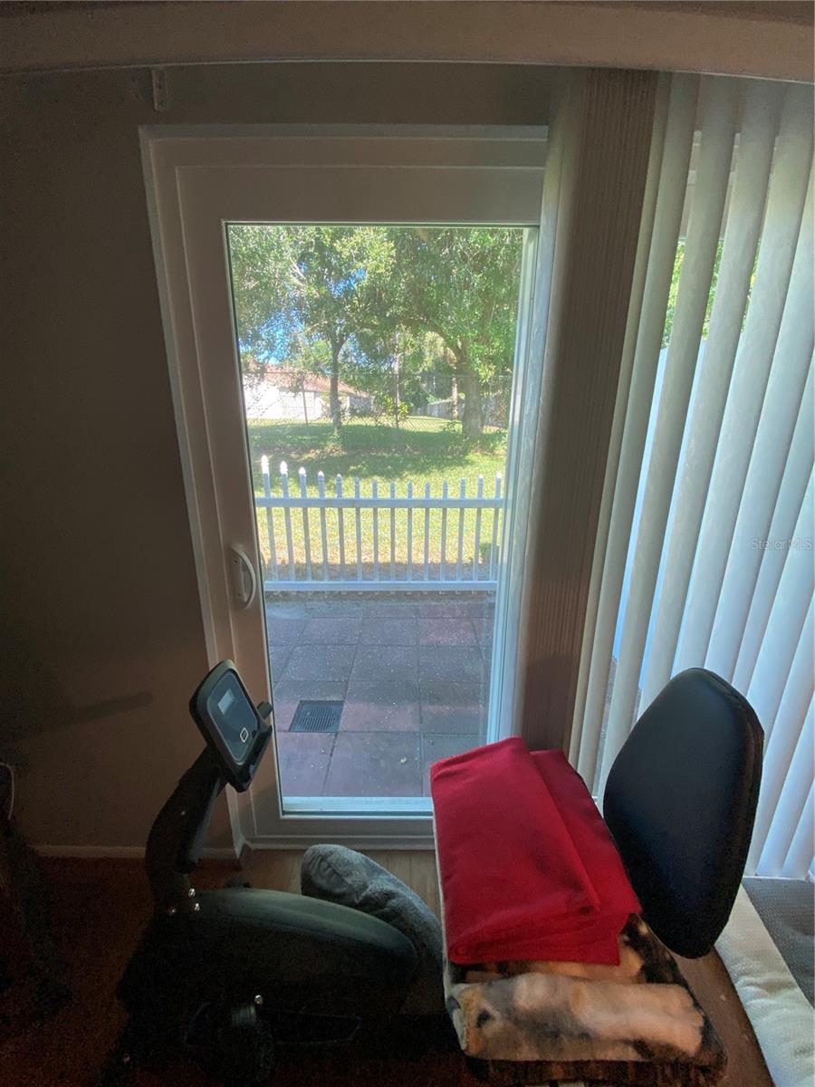 Image 23 of 30 For 1609 Whitebridge Drive C