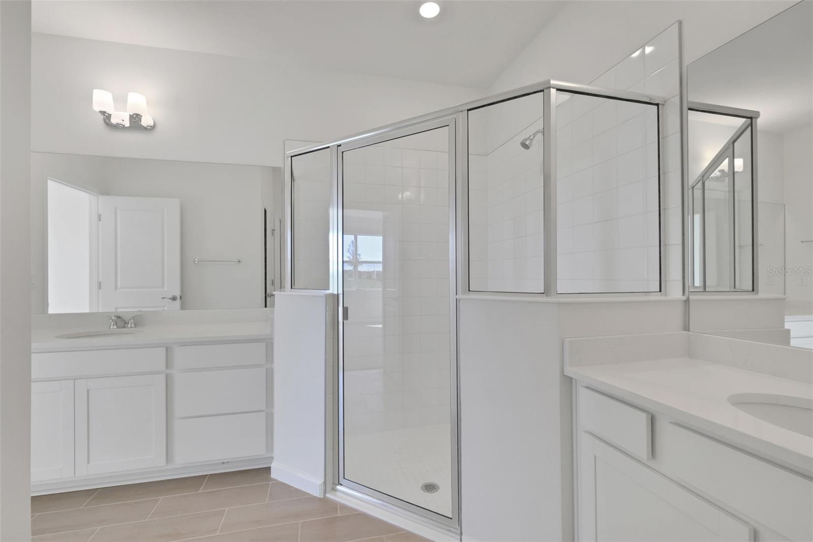 Image 24 of 61 For 5485 Camberly Court