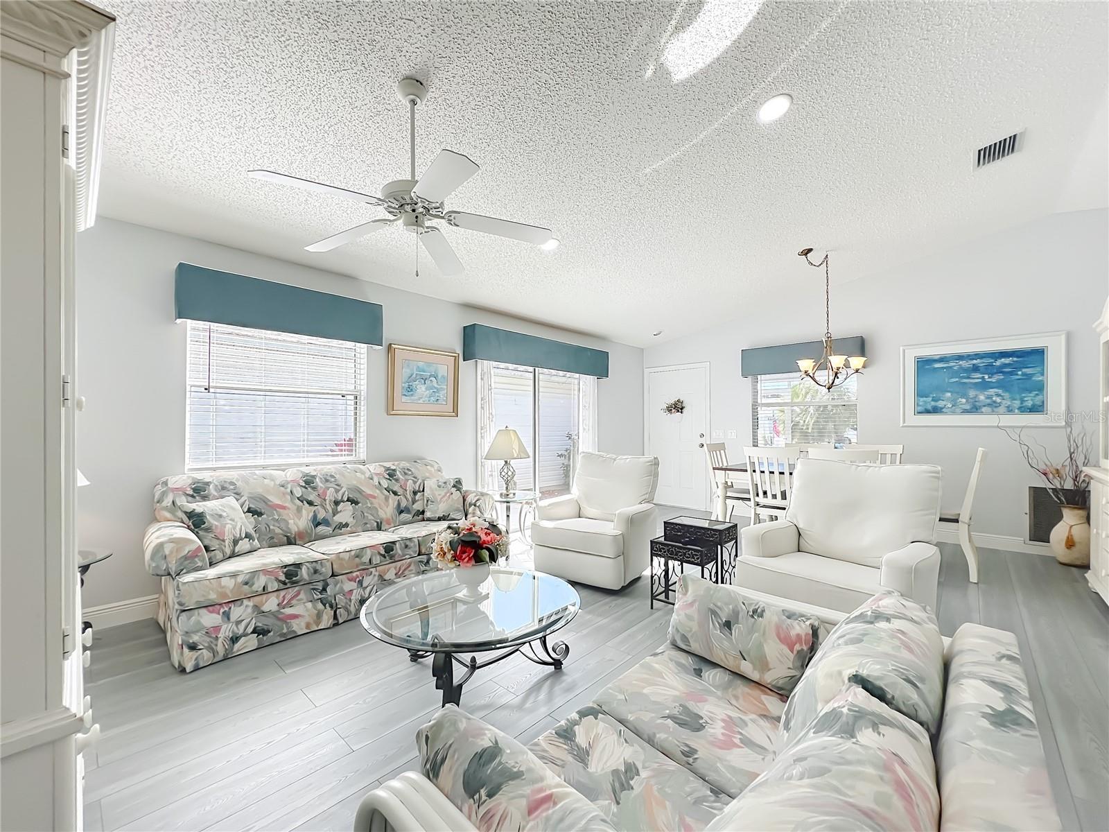 Image 15 of 45 For 17271 93rd Demoss Court