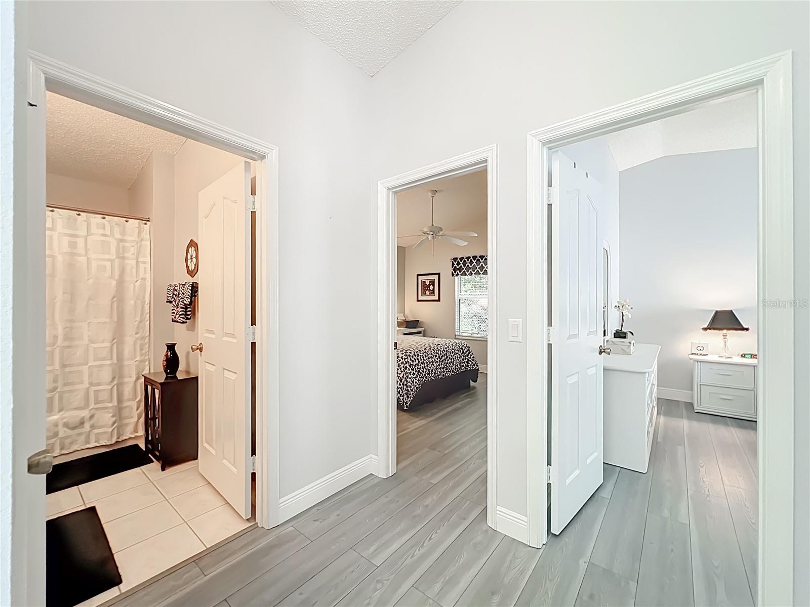 Image 22 of 45 For 17271 93rd Demoss Court