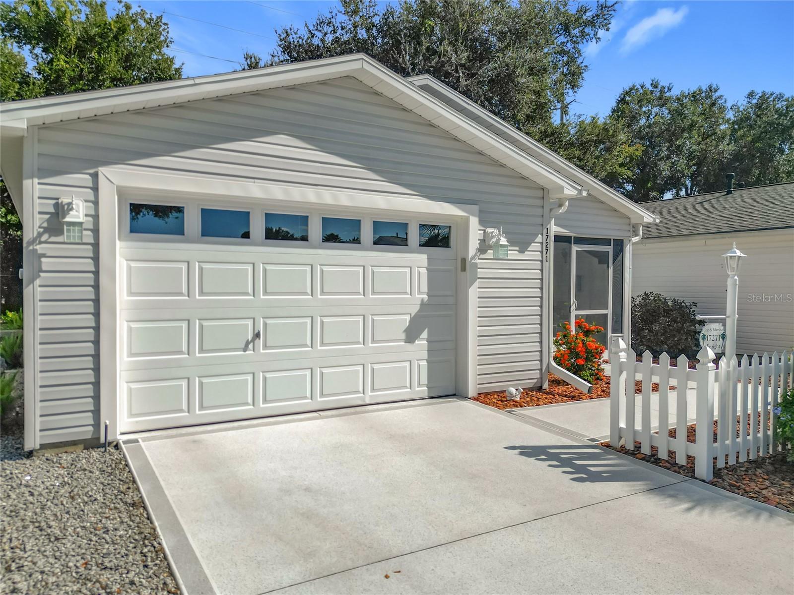 Image 3 of 45 For 17271 93rd Demoss Court