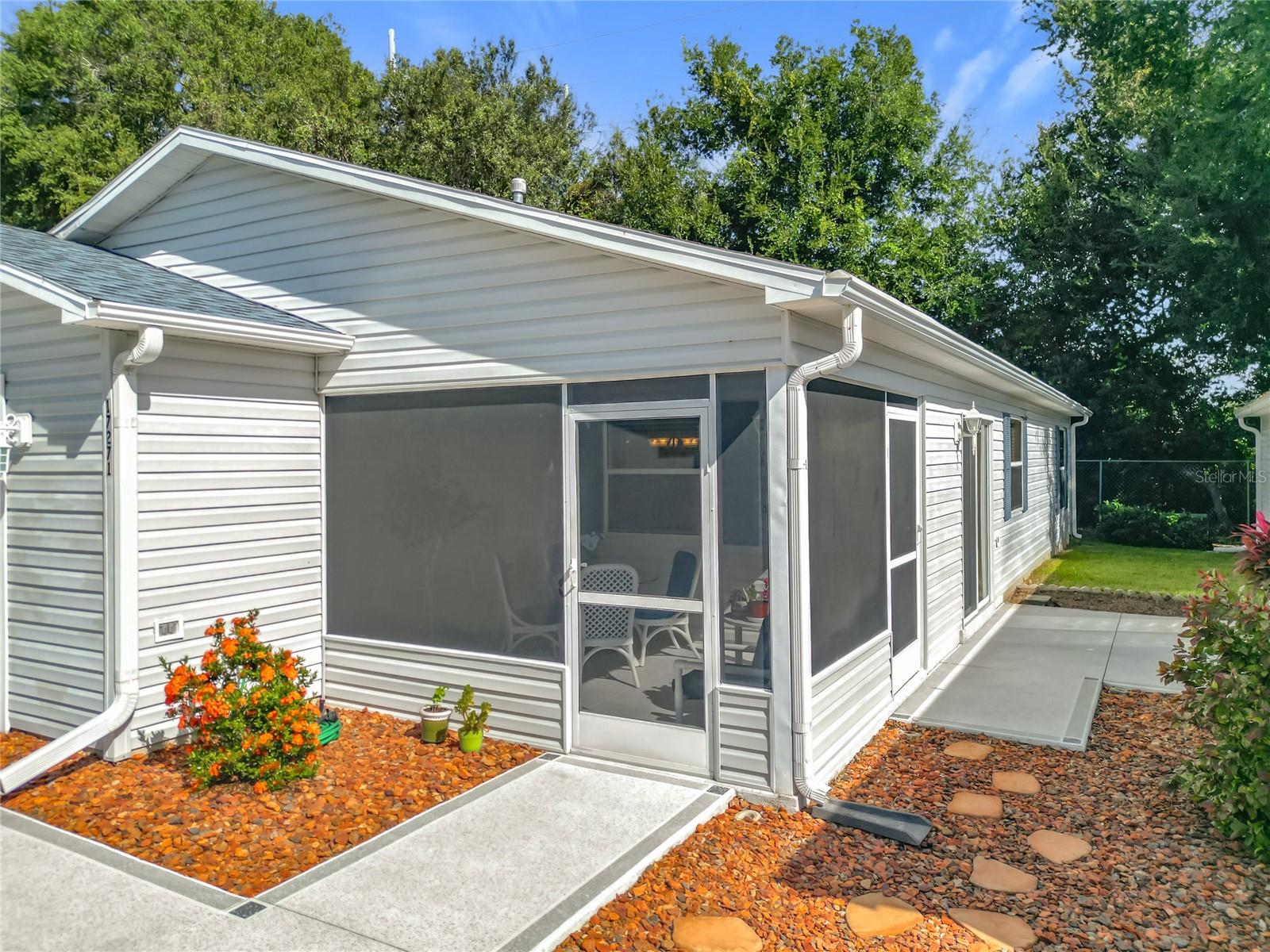 Image 5 of 45 For 17271 93rd Demoss Court