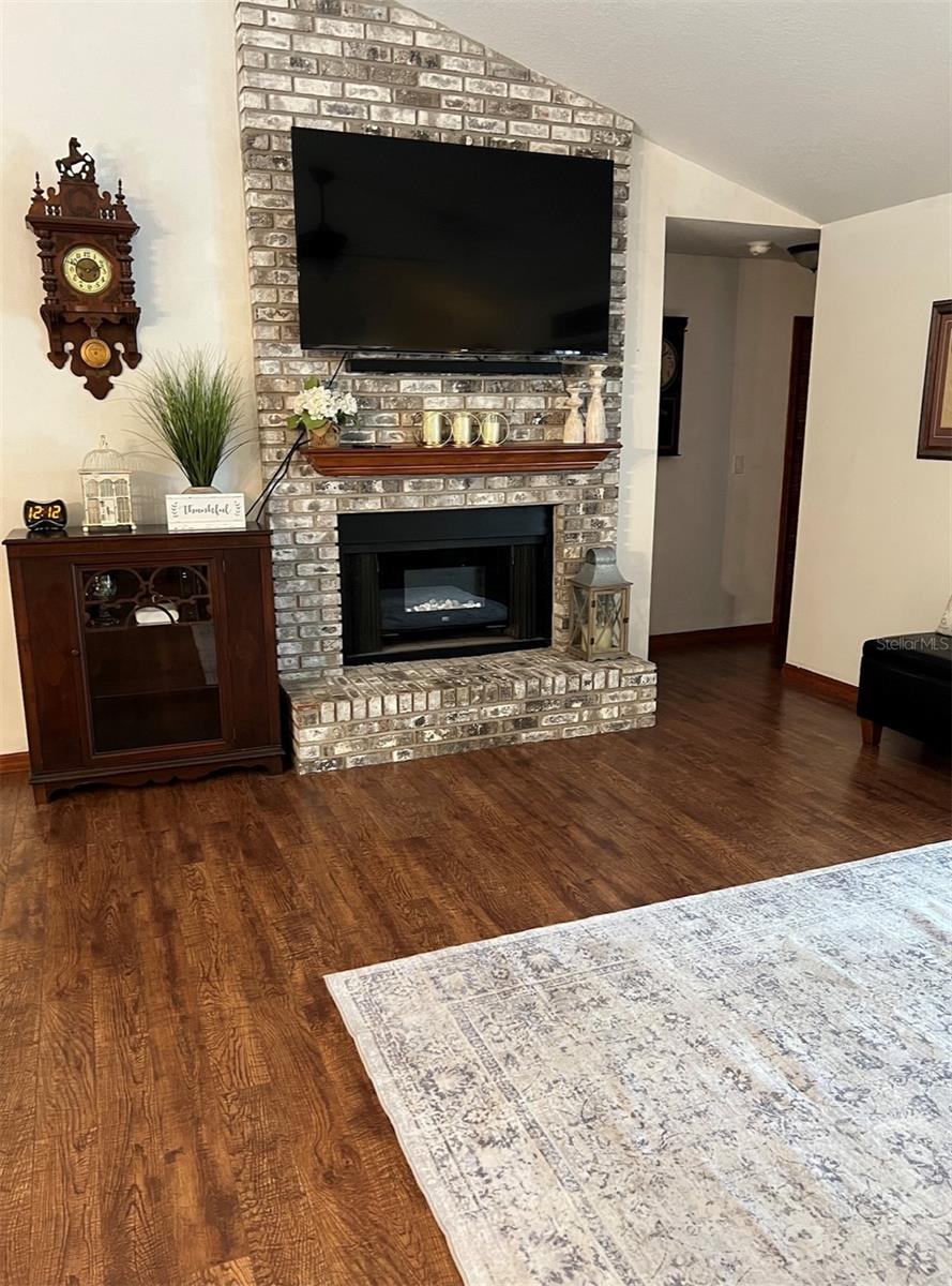 Image 11 of 37 For 1955 Blackfoot Trail