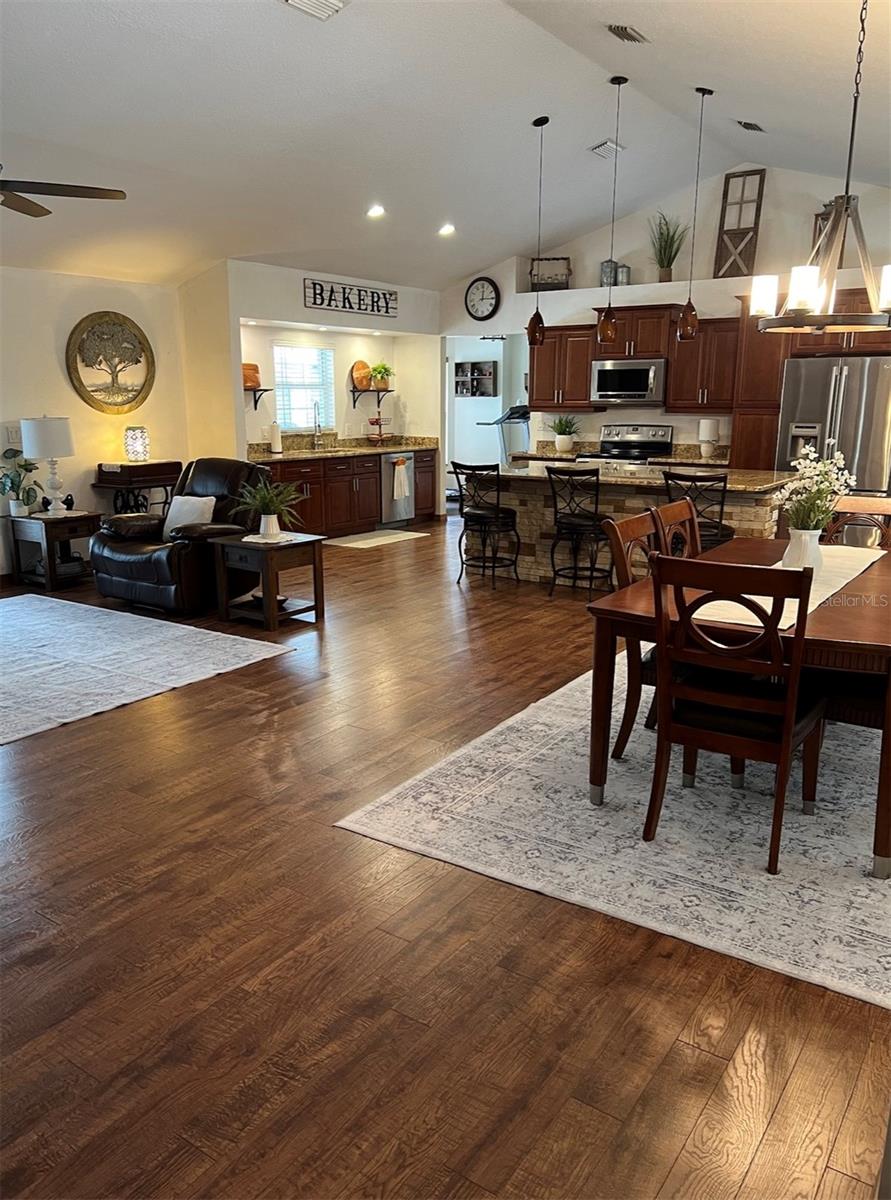 Image 4 of 37 For 1955 Blackfoot Trail