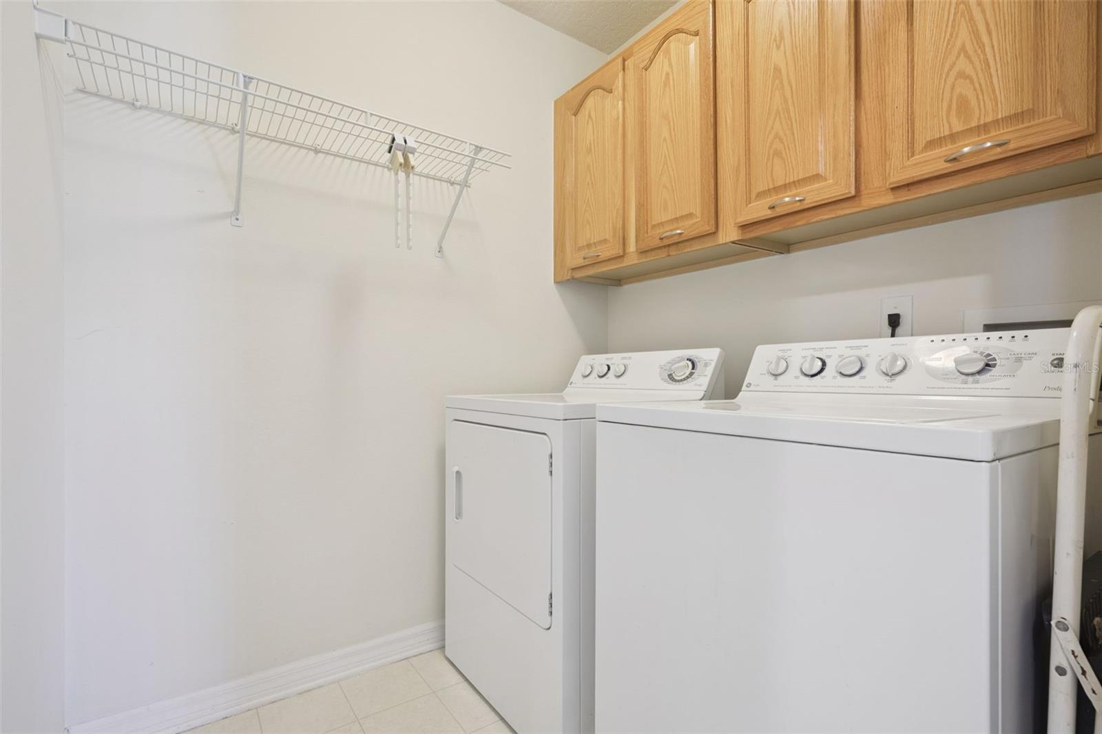 Image 15 of 34 For 24914 Cranes Roost Circle