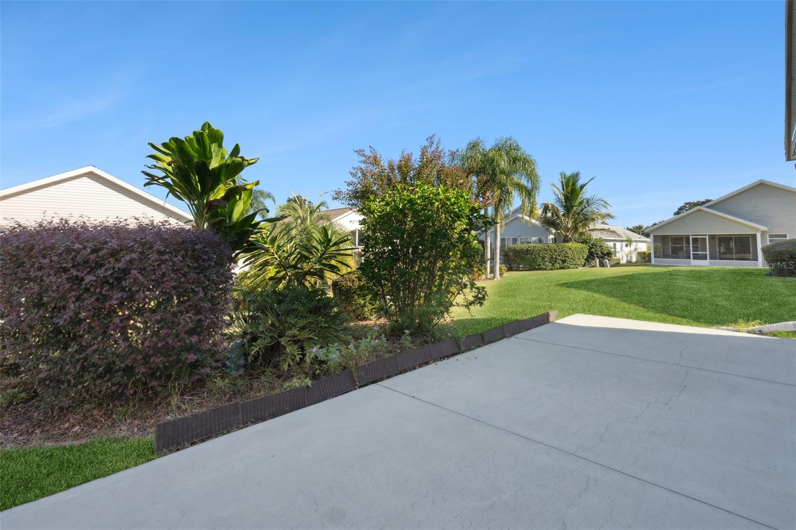 Image 22 of 34 For 24914 Cranes Roost Circle