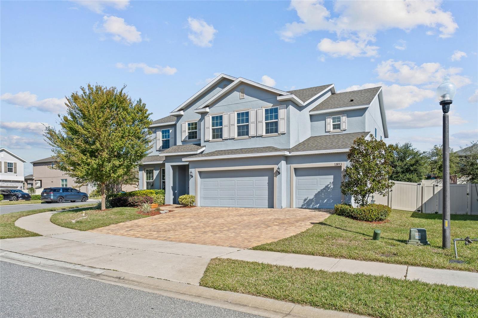 Image 2 of 62 For 1893 Bonser Road