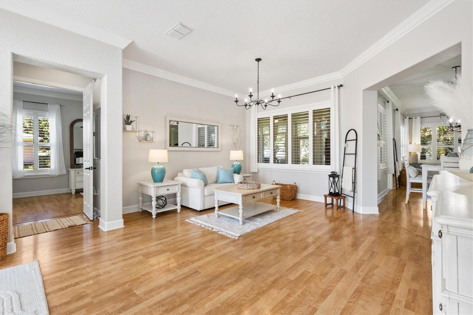 Image 10 of 39 For 13175 94th Avenue