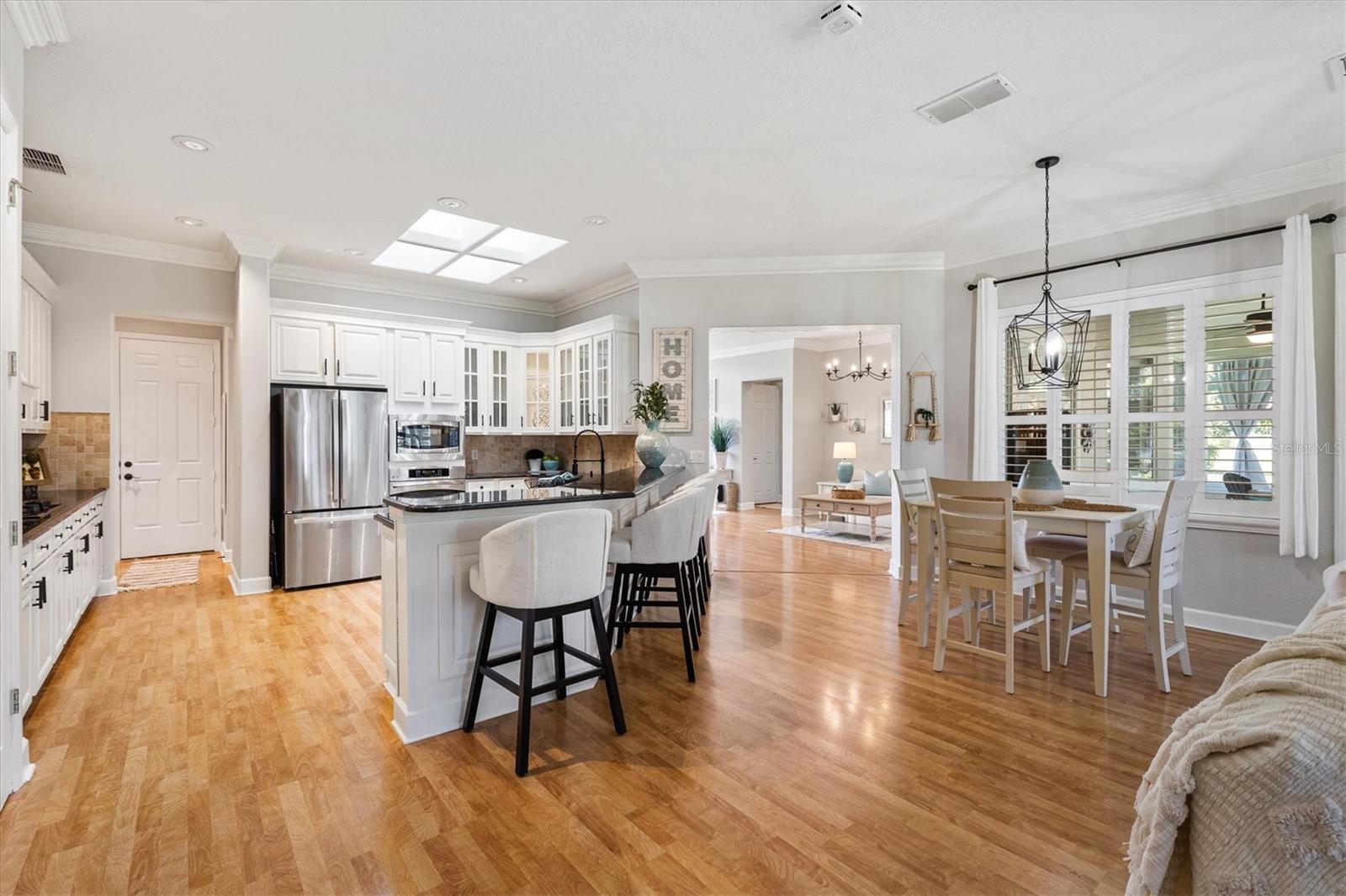 Image 16 of 39 For 13175 94th Avenue