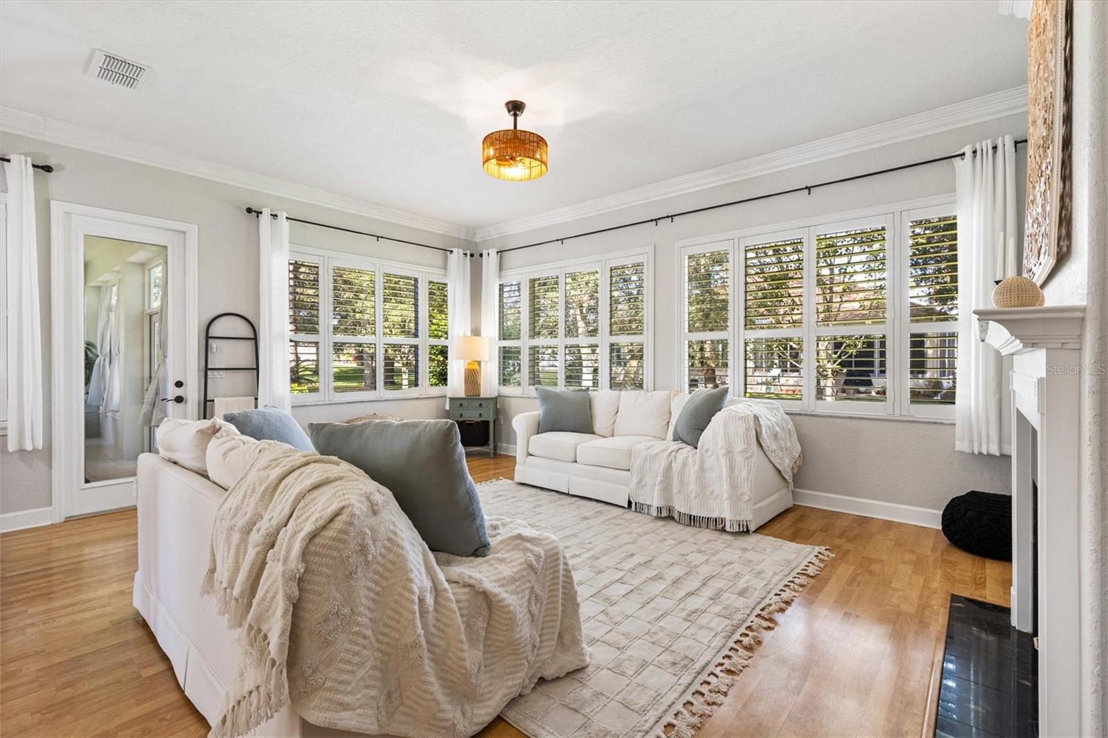 Image 22 of 39 For 13175 94th Avenue