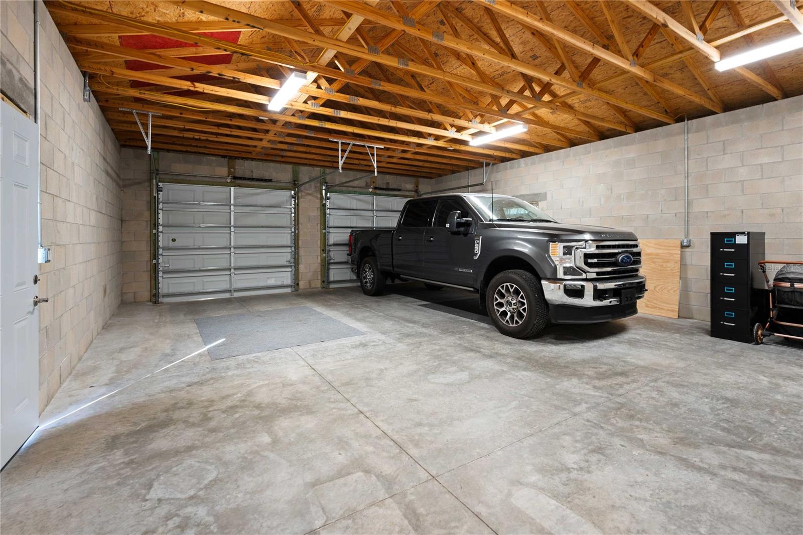 Image 12 of 72 For 7037 Cr 625  