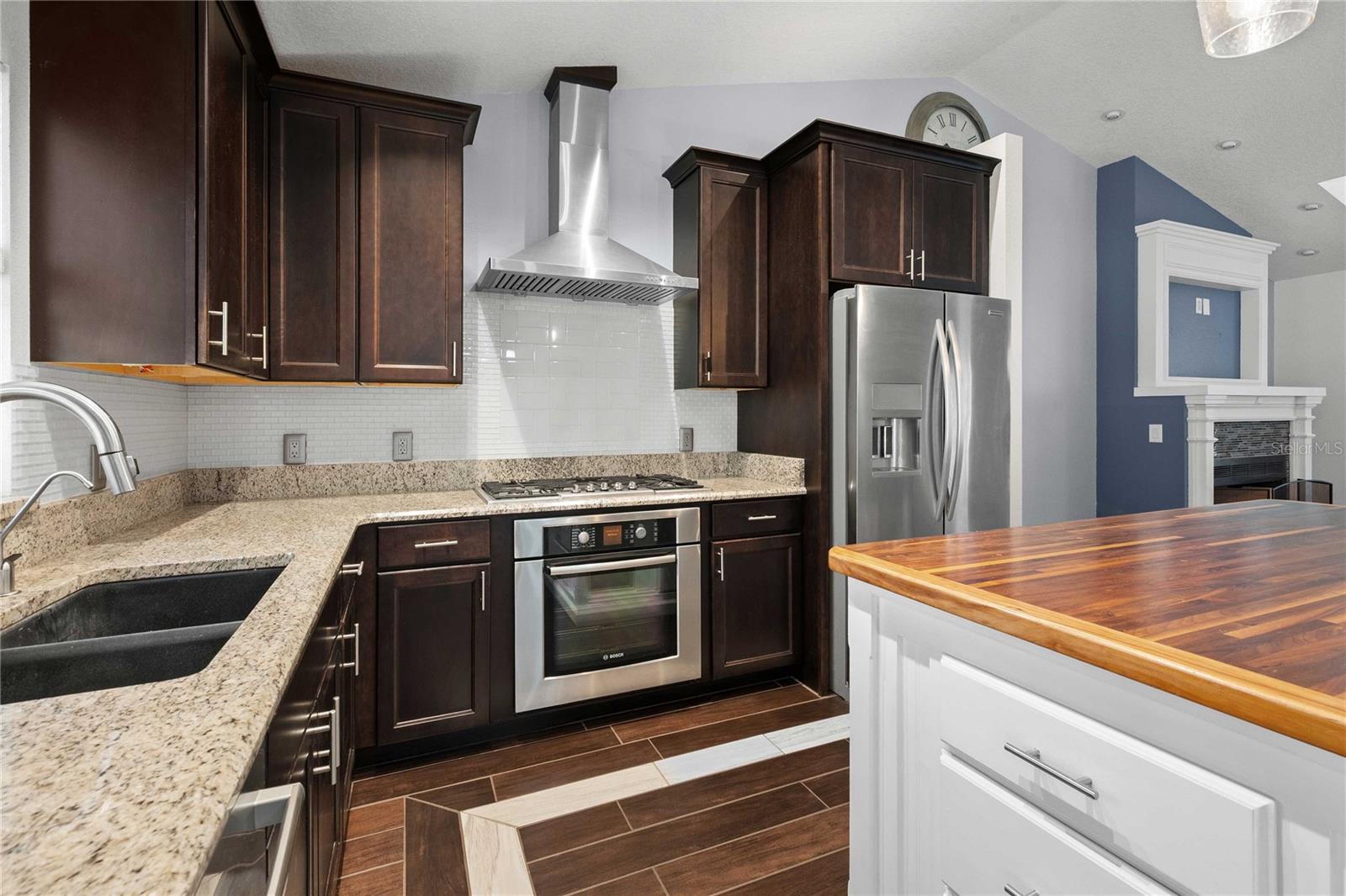 Image 17 of 72 For 7037 Cr 625  