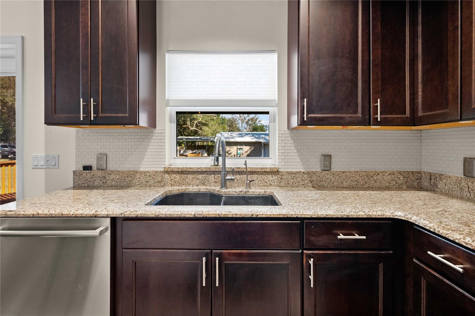 Image 20 of 72 For 7037 Cr 625  