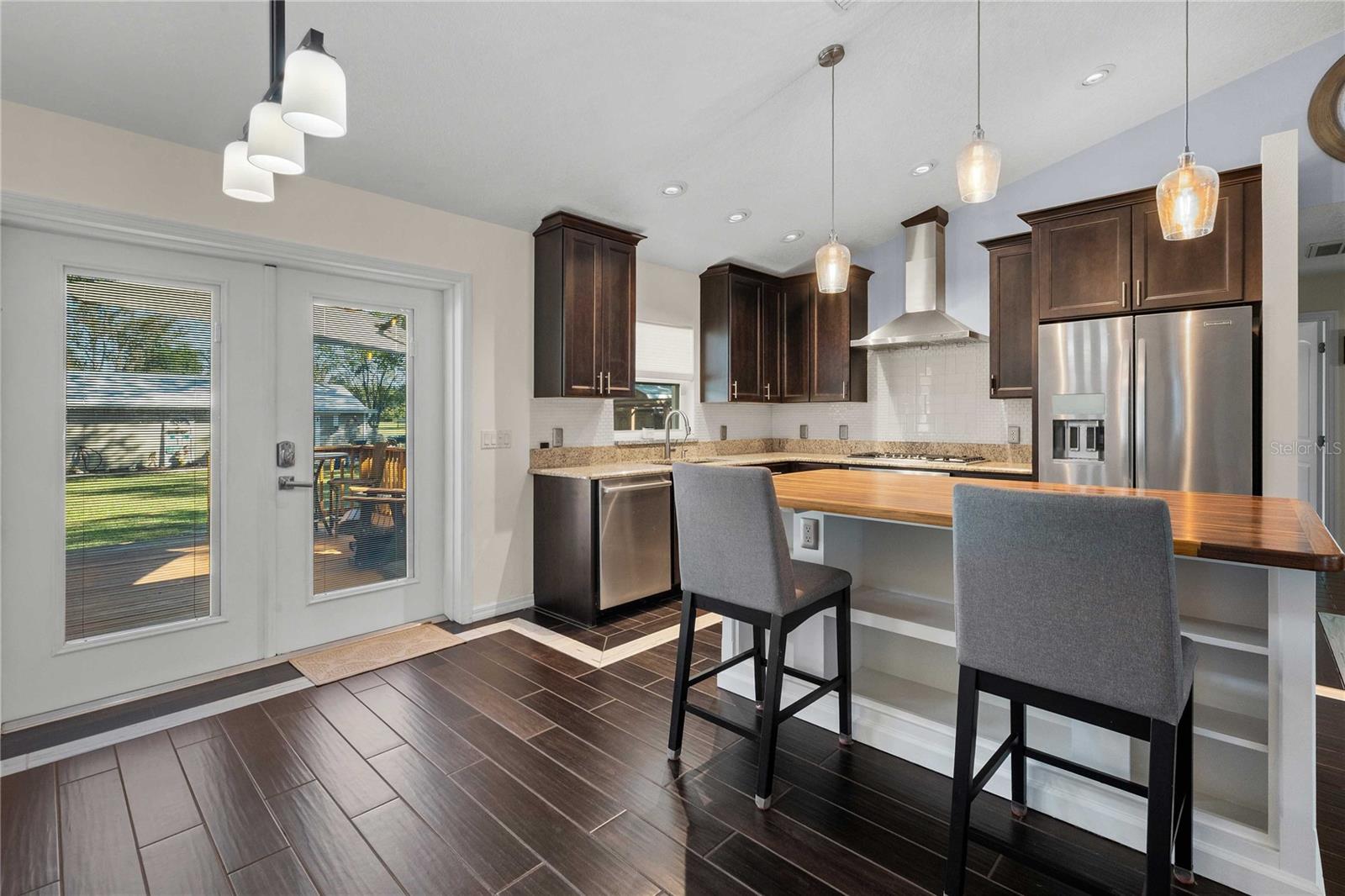 Image 22 of 72 For 7037 Cr 625  