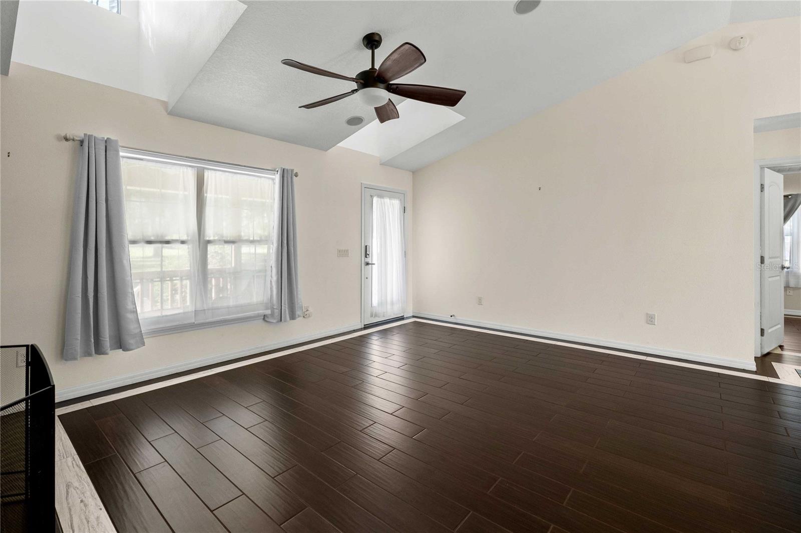 Image 29 of 72 For 7037 Cr 625  