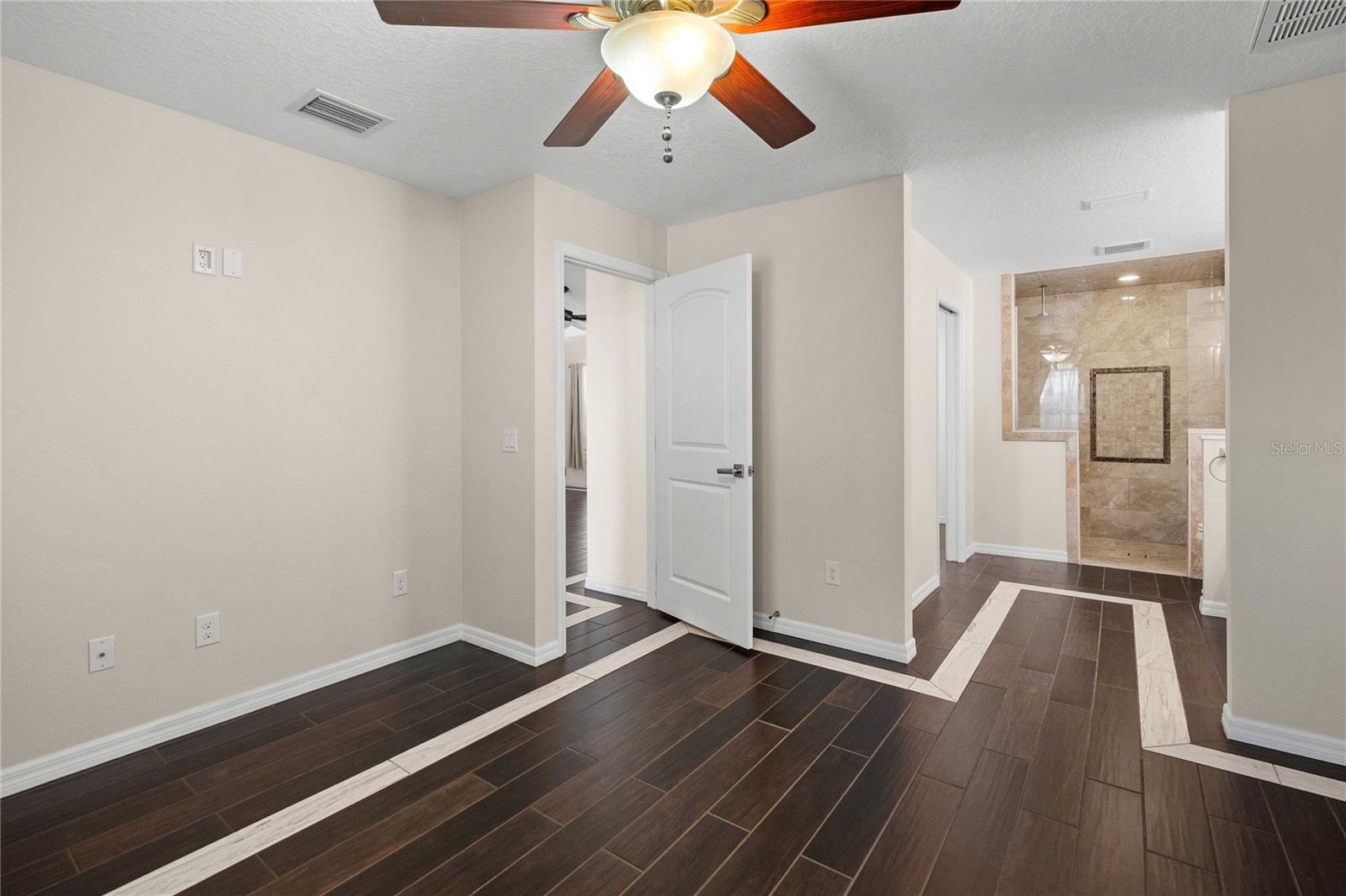 Image 6 of 72 For 7037 Cr 625  