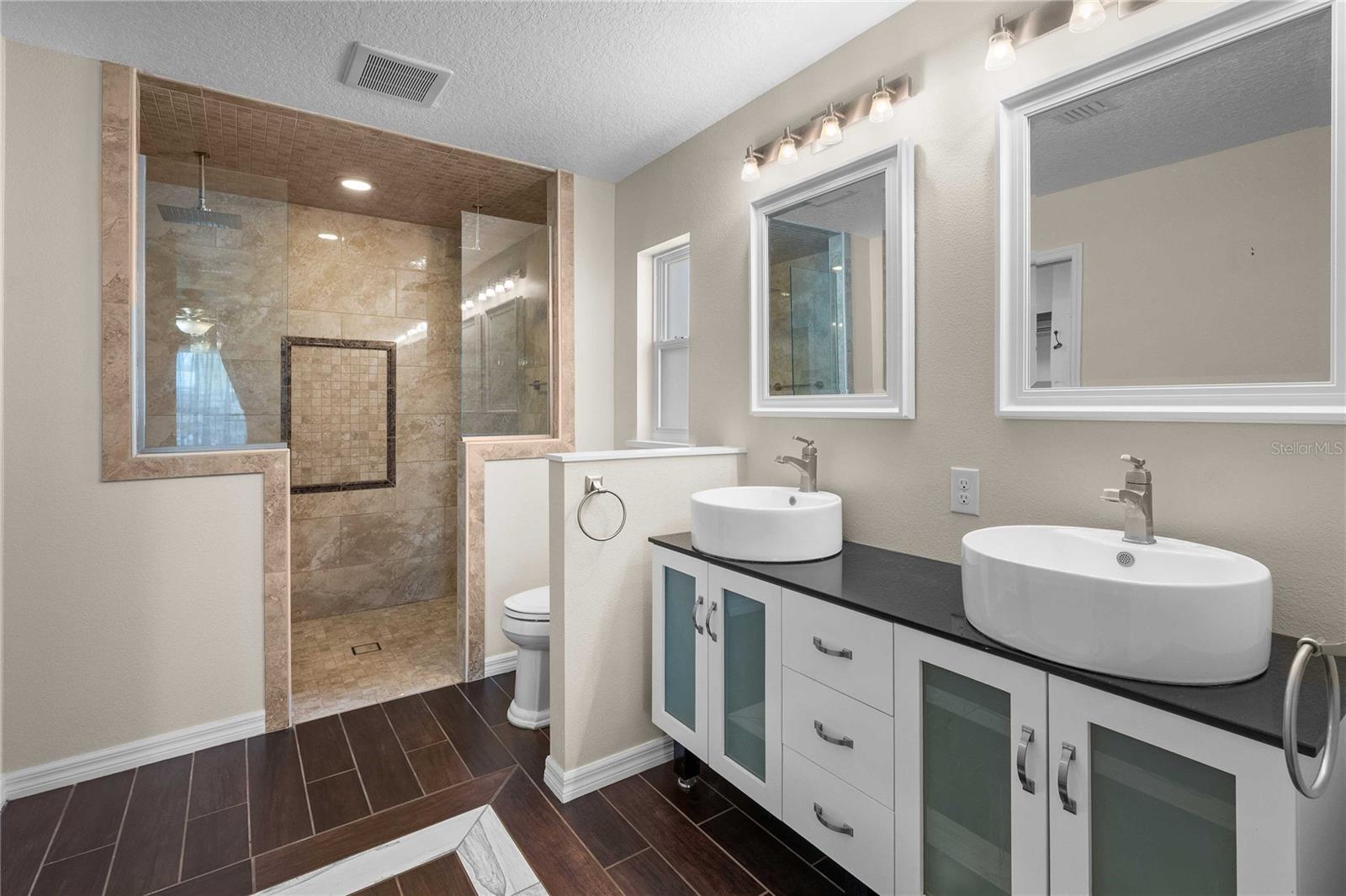 Image 7 of 72 For 7037 Cr 625  