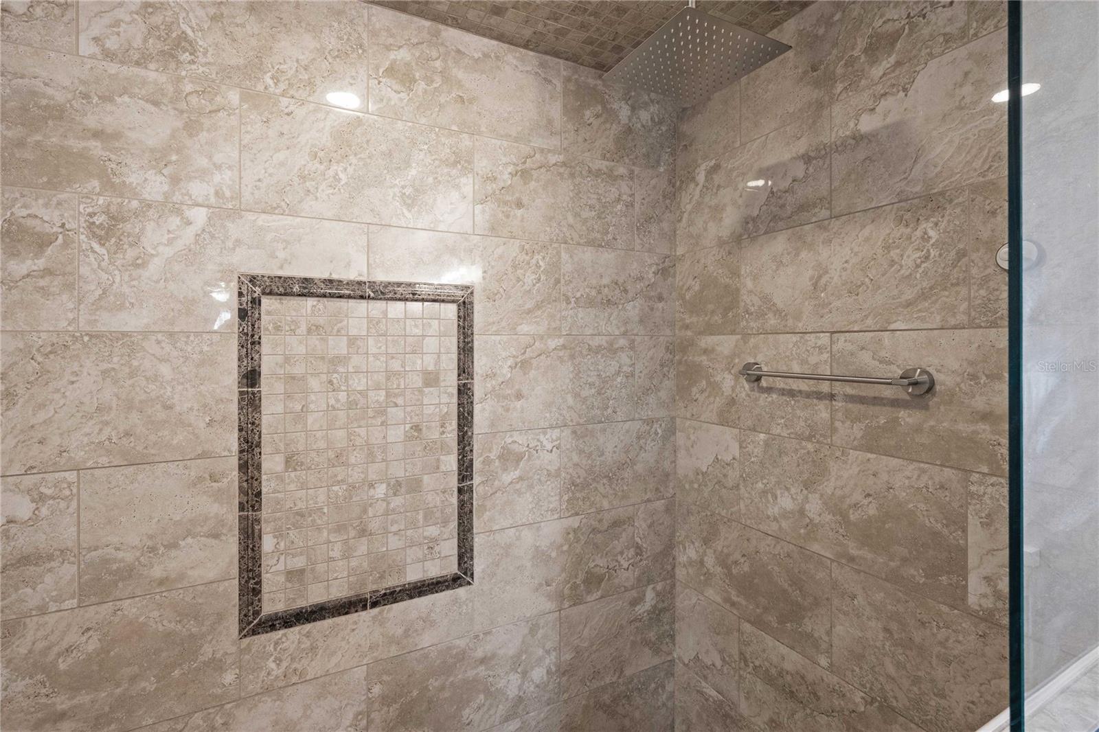 Image 9 of 72 For 7037 Cr 625  