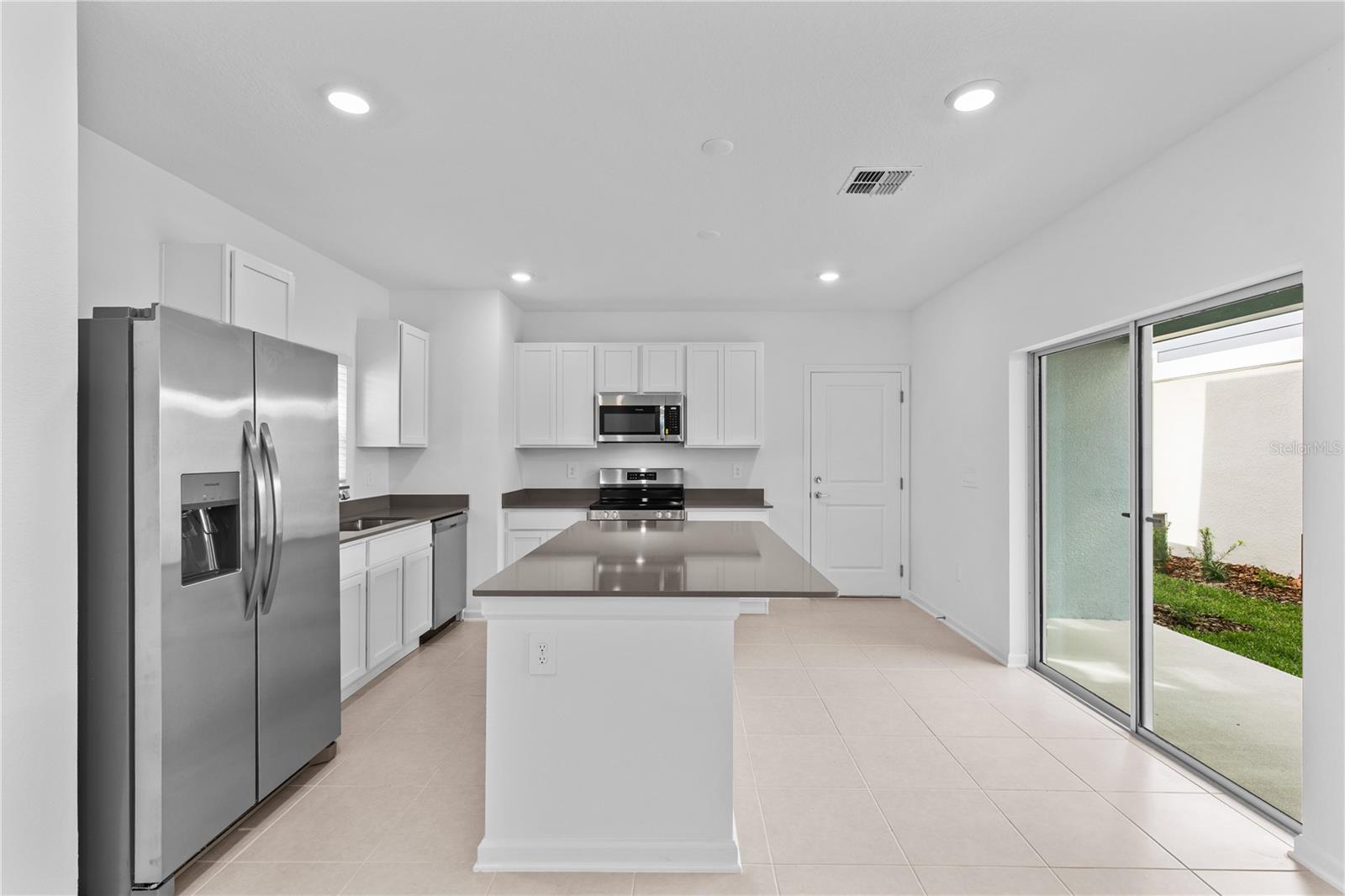 Image 12 of 36 For 7452 Ivy Tendril Avenue