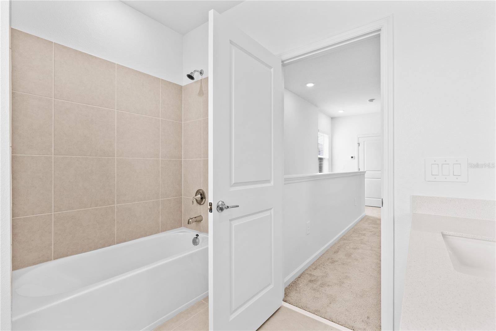 Image 23 of 36 For 7452 Ivy Tendril Avenue