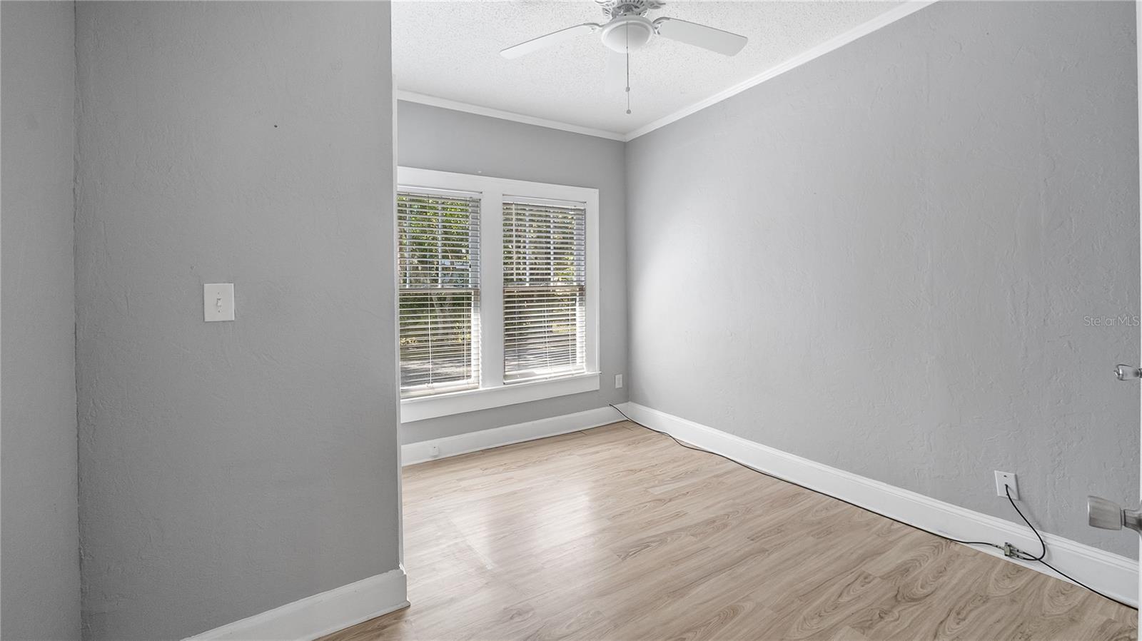 Image 28 of 37 For 1704 Main Street