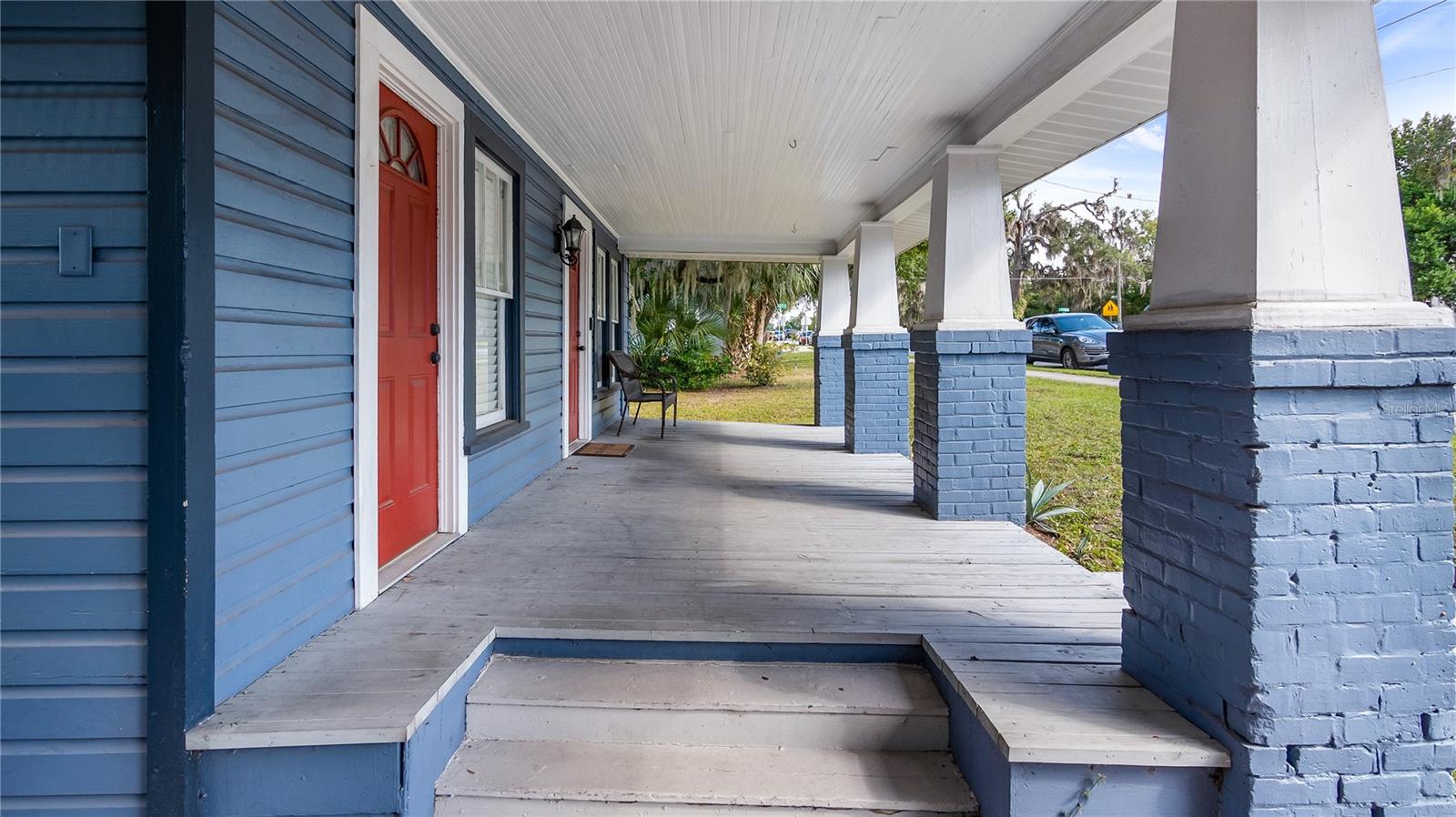 Image 7 of 37 For 1704 Main Street