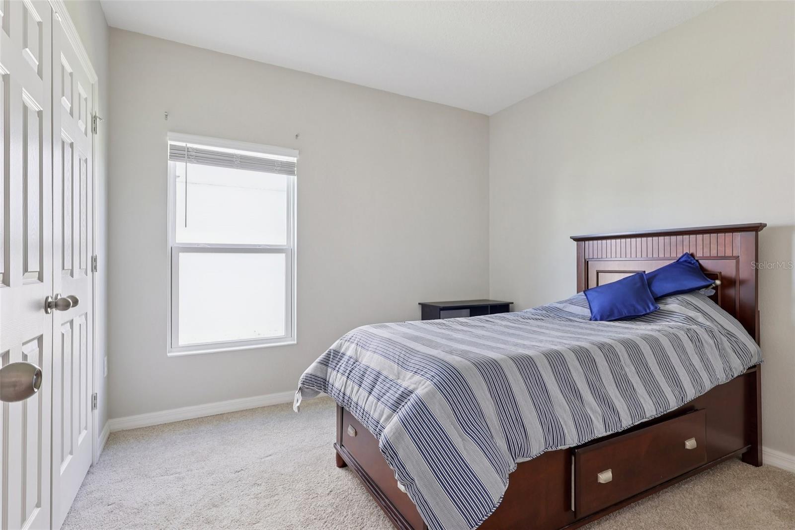 Image 24 of 55 For 512 Darshire Avenue